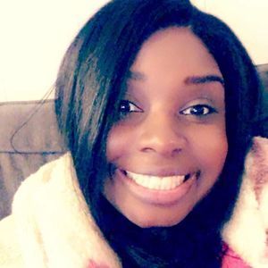 Meet your Posher, Eva